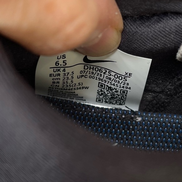 Nike Wm’s ZoomX Zegama Trail Running Shoes #DH0625-005 Light Smoke Grey Sz 6.5 - Picture 4 of 16